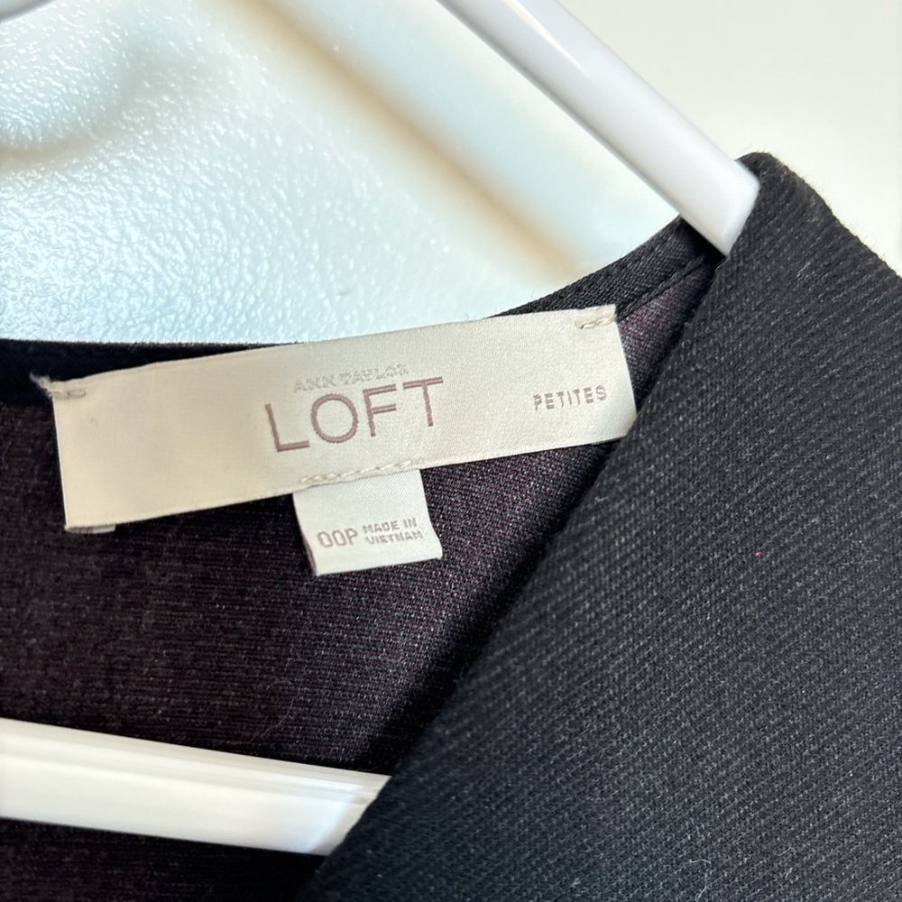 Ann Taylor LOFT Petites Colorblock V-Neck Form Fitting Dress Size 00P - Picture 3 of 5